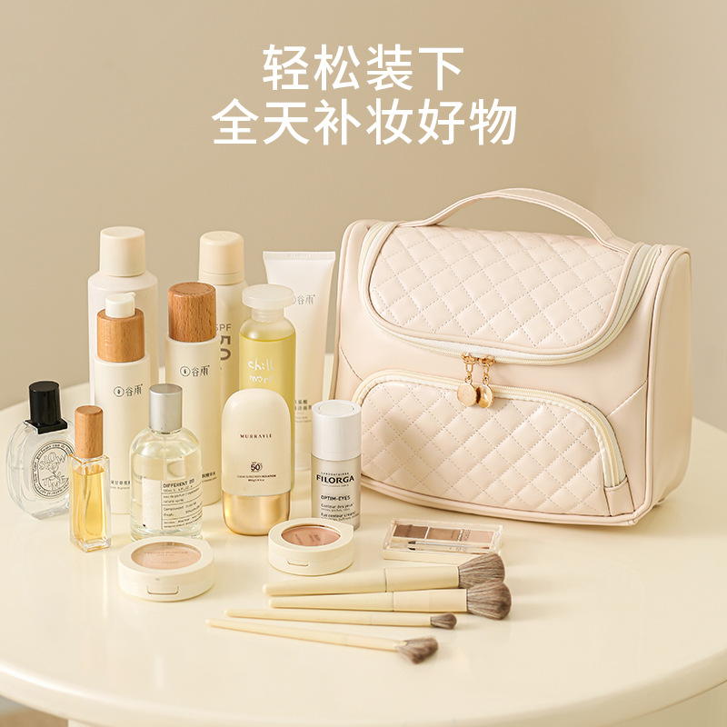 Picture of Pu Quilted Satchel Cosmetic Bag Large Capacity Satchel Waterproof Wet and Dry Travel Toiletry Bag Cross-Border Supply Wholesale