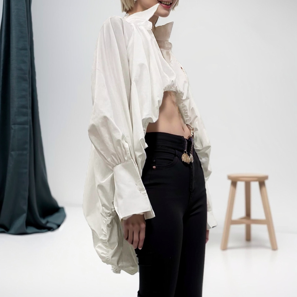 Ready Stock Silhouette Pleated Puffy Hem Puff Sleeve Shirt Women's Spring New Short Front and Long Back Design Shirt