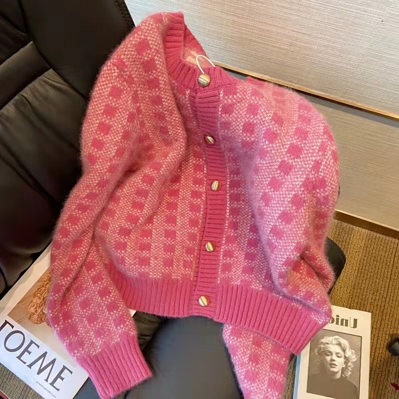 Chanel style pink plaid soft glutinous sweater women's autumn and winter 2024 New Korean style gentle short knitted cardigan coat