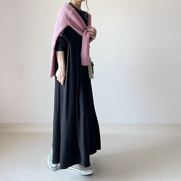 Export Japanese and Korean Women's Clothing Spring and Autumn Explosions Round Neck Buckle Long Sleeve dress Plain Color Simple Knowledge Women's Black Long Dress