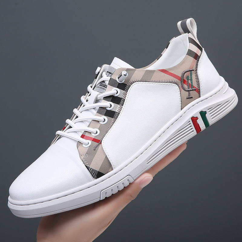 Picture of European Station White Shoes Men's Cut Out Trendyy British Genuine Leather Casual Shoes Men's Summer Breathable Versatile Hole-In-The-Wall Men's Shoes