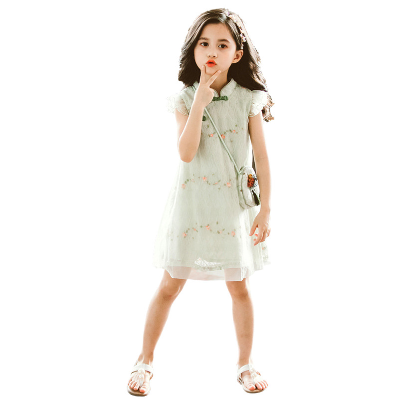 Picture of 2025 New Medium and Large Kidsren's Lace Cheongsam Girls' Dress Chinese Style Princess Dress Kidsren's Bag Cheongsam Suit