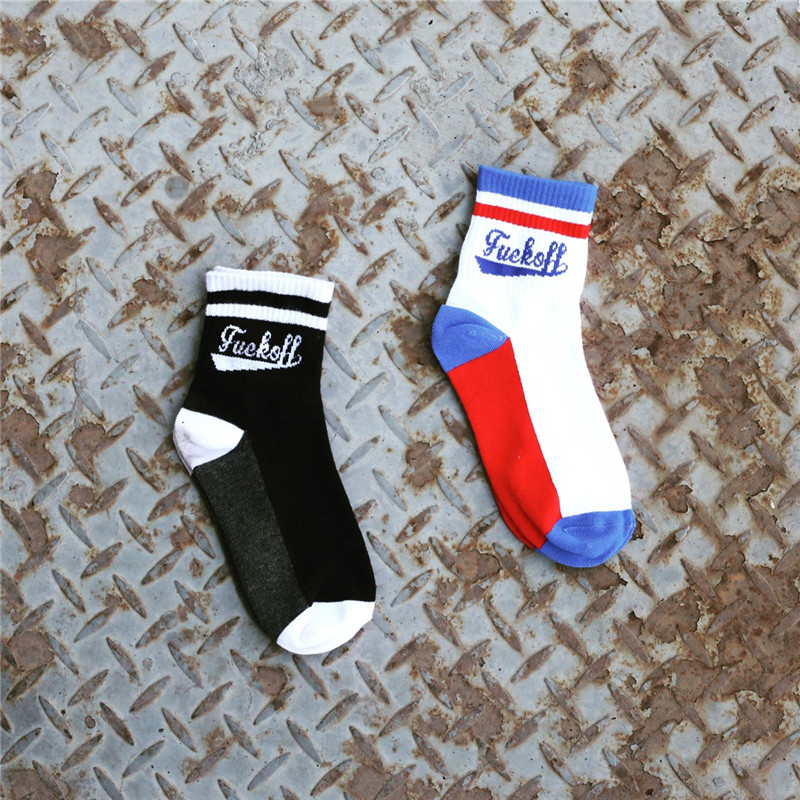 Korean Ins Sports Harajuku Style Letter Stripesd Skateboard Mid-Tube Cotton Socks for Men and Women Couples Baseball Socks Comfortable