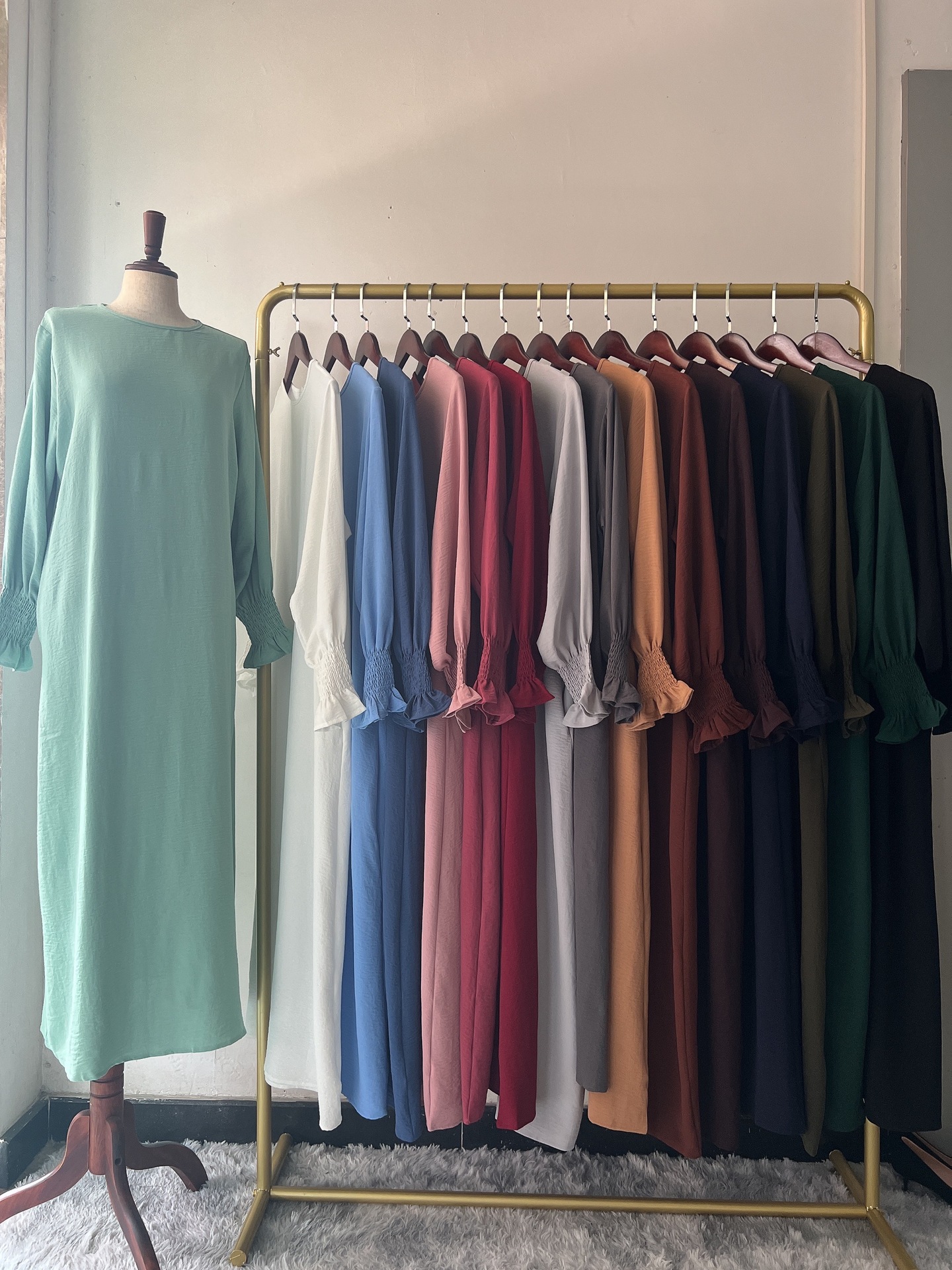 Factory direct supply of new plus size women's dress fashion round neck solid color dress 23591#