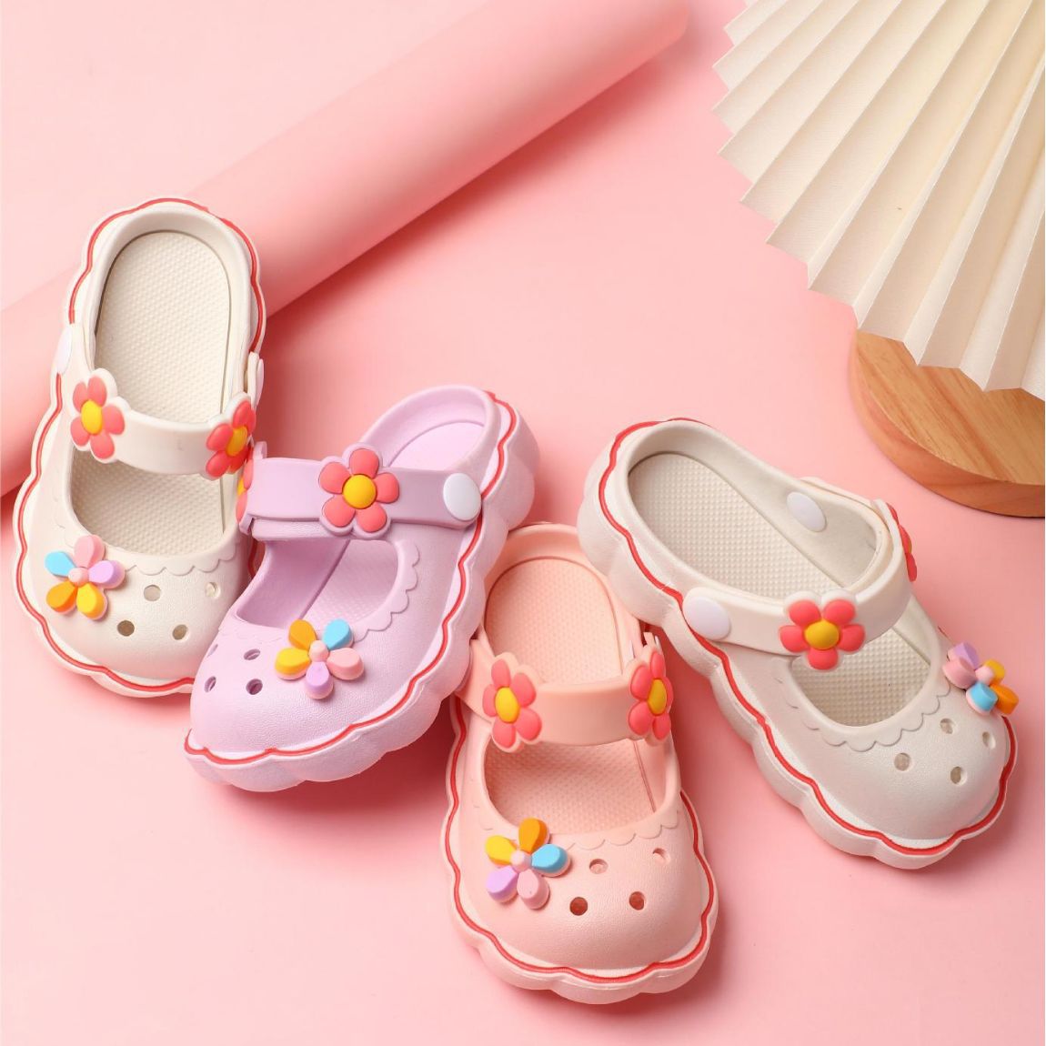 Summer New Style Clogs for Girls, Toddler Non-Slip Soft Thick-Soled Shoes, Cute and Breathable Children's Shoes