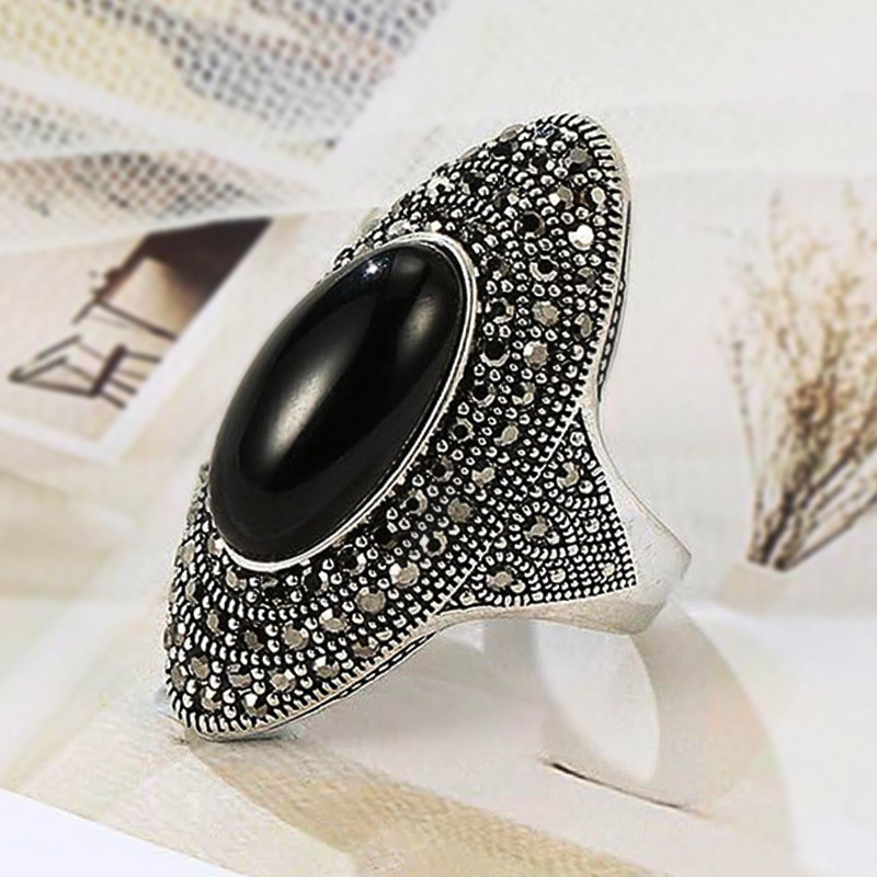 Huitan Alloy Dark Bohemian Style Ring Retro Niche Baroque Ring Women's Literary Classical Jewelry