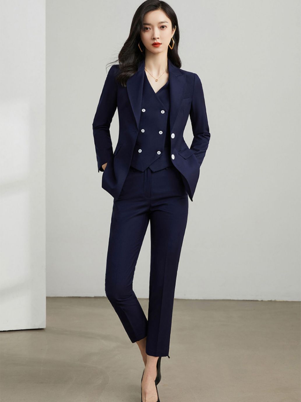 Picture of [Export to Japan] Spring Suit for Women, Wool Professional Suit with Vest and Pants, Elegant Professional Attire