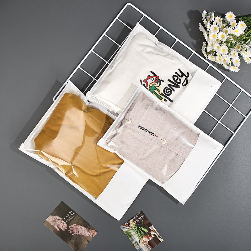 Picture of White Kraft Paper Zipper Bag Clothing Transparent Window Universal Clothing Storage Bag Home Textile Packaging Bag Plastic Seal Ready Stock