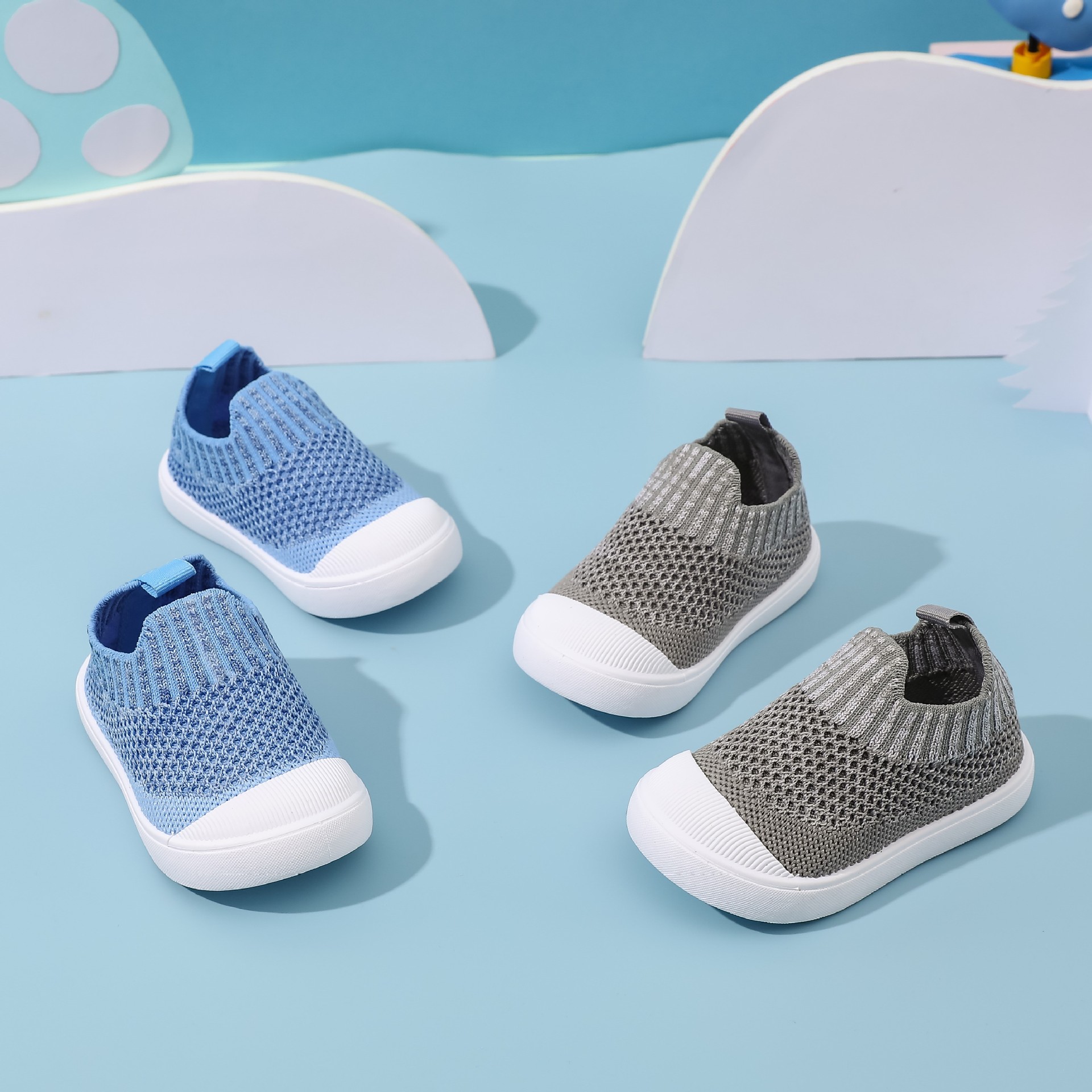 Children's fly woven shoes 1-3 years old toddler shoes mesh fly woven shoes breathable baby socks shoes boys indoor shoes