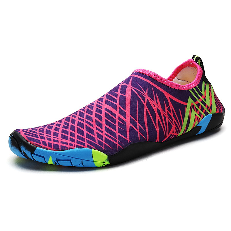 Picture of Wholesale Outdoor Breathable Beach Shoes for Couples, Snorkeling and Wading Shoes, Non-Slip Lightweight River Tracing Shoes, Quick-Drying Men's Water Shoes