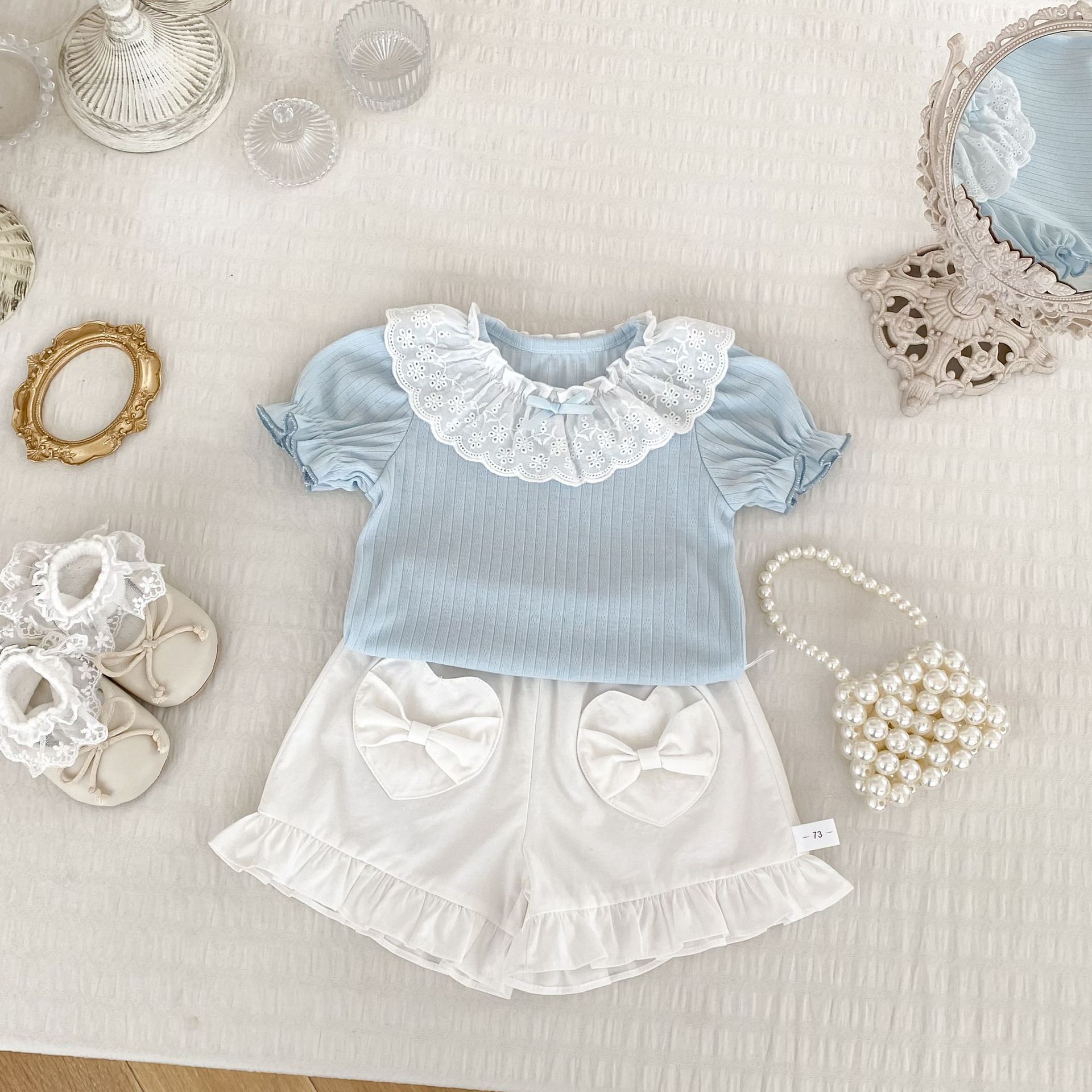 Picture of Cute Girl's Summer suit New Stylike Baby Girl's Llace Collar Short Sleeve Love Pocket Shorts Two-piece Set