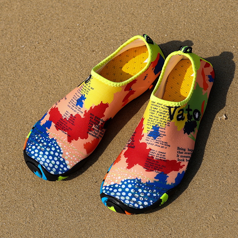 Picture of 2024 Cross-border Outdoor Wading Shoes Tracing Shoes Beach Sandals Men's Drifting Swimming Surf Shoes Diving Shoes Barefoot Shoes