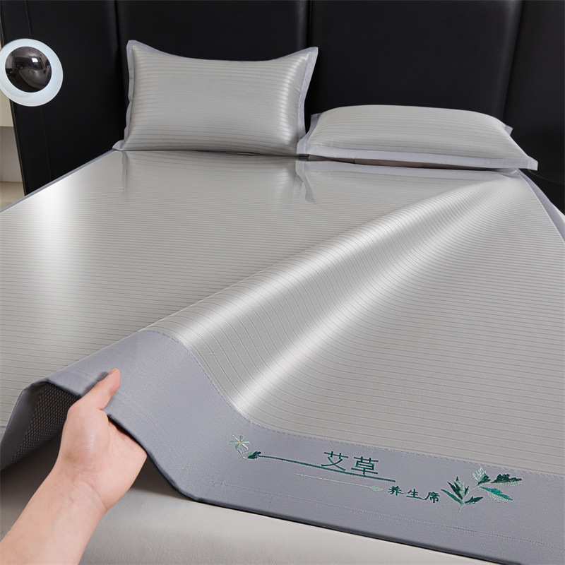 Summer Class A ice silk mat high-end cool soft mat rattan mat three-piece ice silk mat washed mat gift wholesale