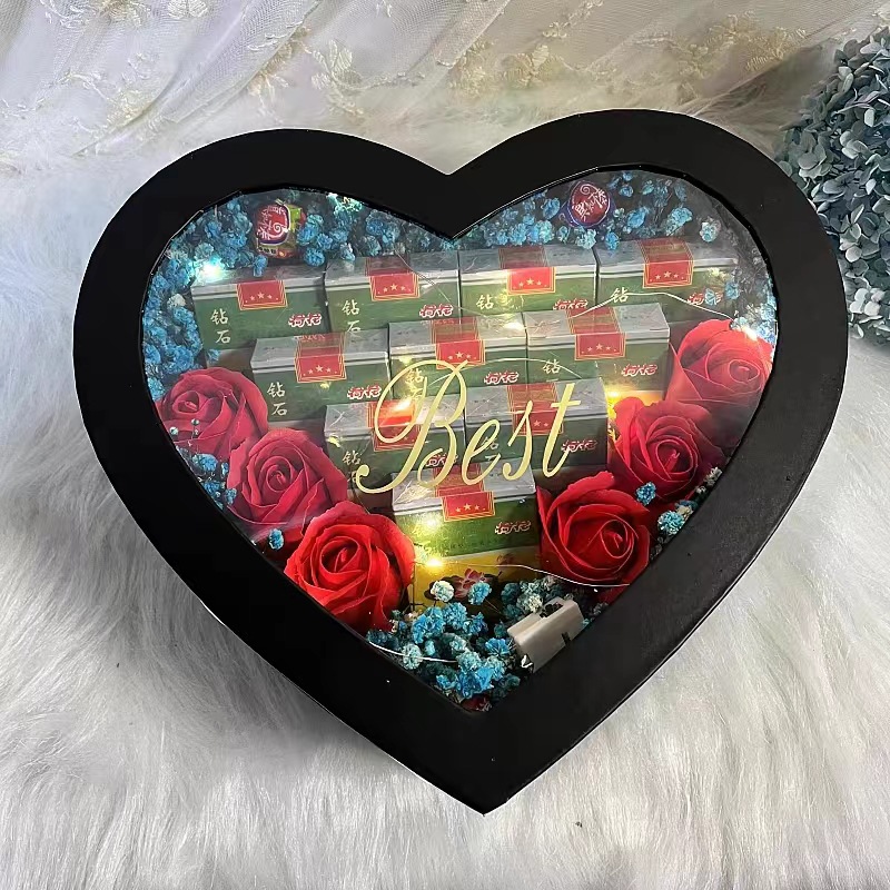 Valentine's Day Underwear Love Gift Box Creative Flowers Transparent Heart-Shaped Plastic Packaging Box Large Birthday Gift Box