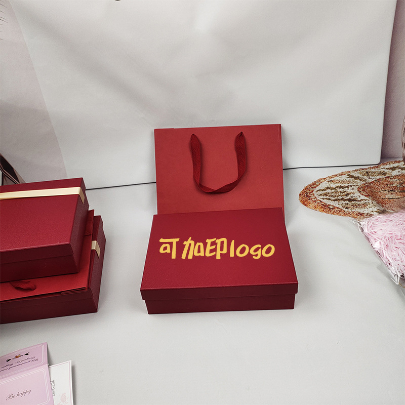 Spot Chinese Style Accompanied Gift Box Big Red Wedding Candy Gift Box Cosmetic Gift Packaging Box Carton Box