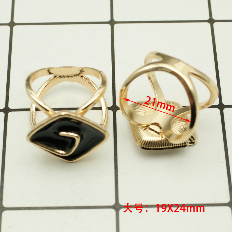 Picture of South Korea multi-functional scarf buckle high-grade Pearl fashion new Camellia windbreaker belt buckle high-end jewelry wholesale