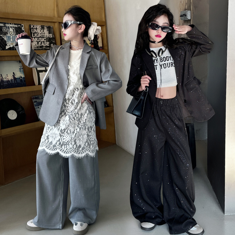 Picture of Girls' 2025 Spring and Autumn Suit suit Children's Trendy American-style Silver Small Suit Big Children's Trendy Show Two-piece Set