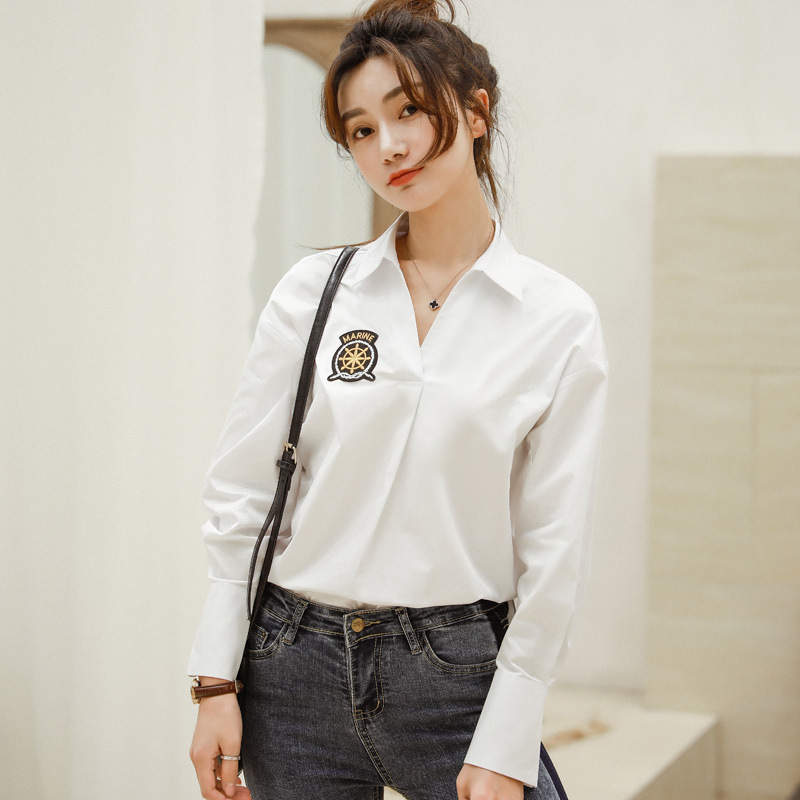 Spring V-neck white shirt women's cotton design top women's scheming long-sleeved casual loose student lazy style shirt