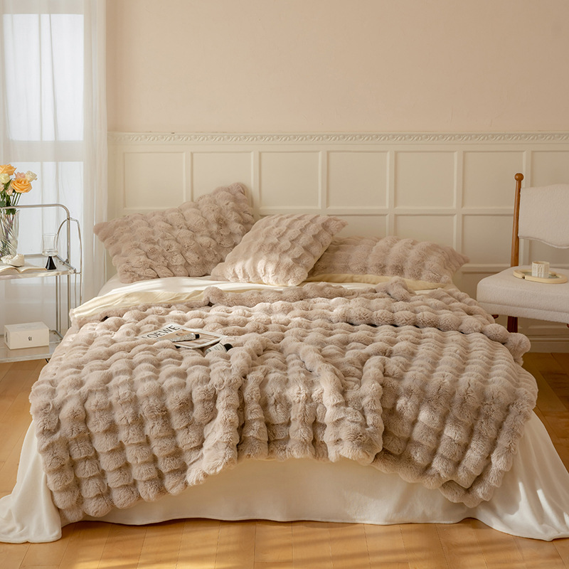 Picture of Thickened Class a Imitation Rabbit Velvet Blanket Milk Velvet Cover Blanket Winter Warm Sofa Coral Velvet Lunch Blanket Soft