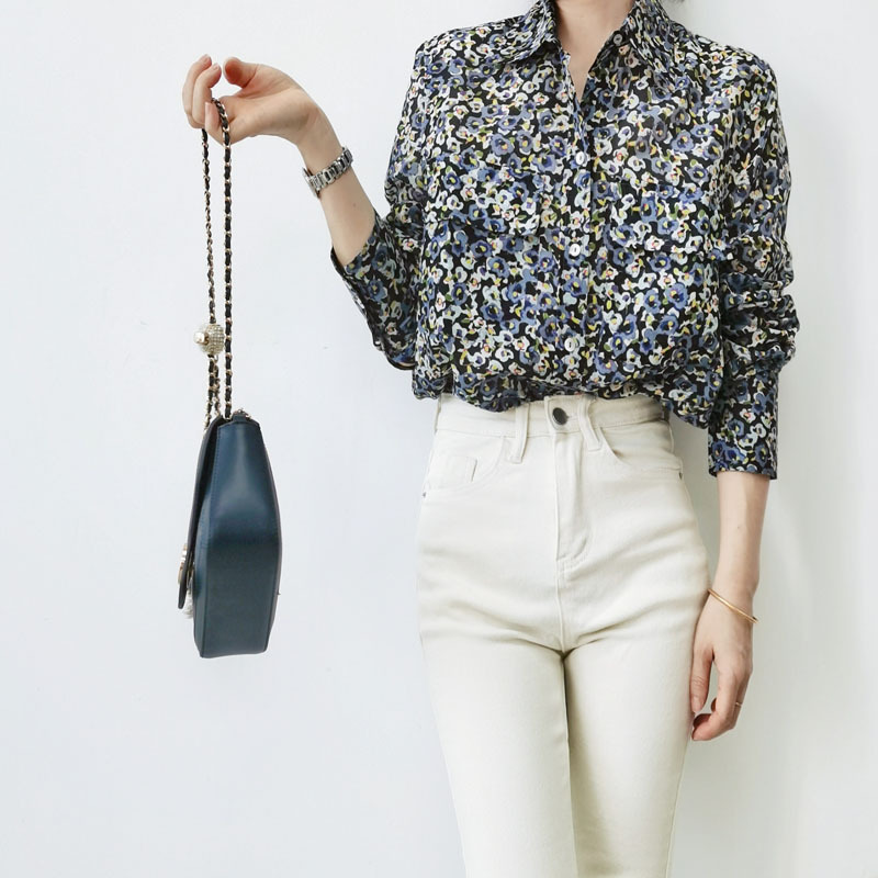 Picture of Clearance Casual Simple Blue and Purple Floral Silk Cotton Shirt Women's Double Pocket Lapel Buckle Long Sleeve Mid-length Shirt