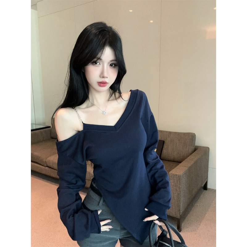 Oblique shoulder long sleeve T-shirt women's early autumn loose shoulder relaxation feeling hot girl sexy unique temperament top wholesale