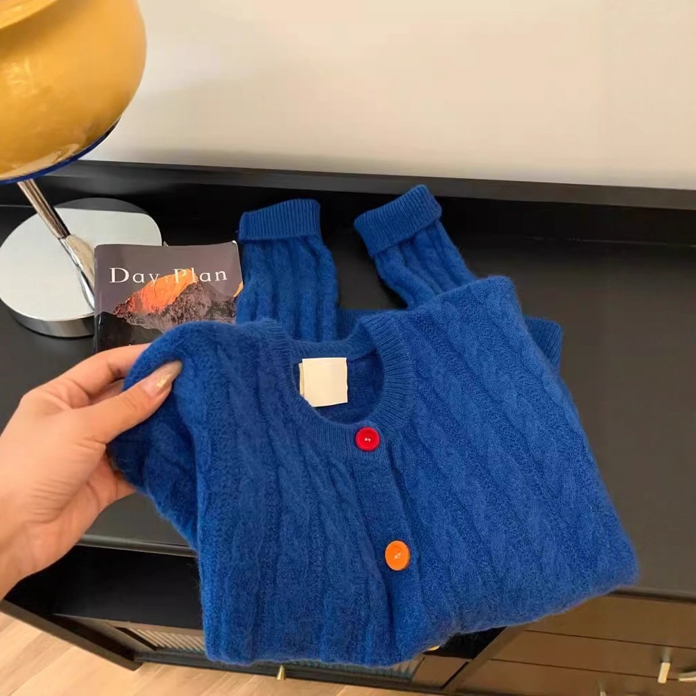 Klein blue knitted cardigan jacket women's autumn and winter Korean lazy style sweater foreign style special top spring and autumn