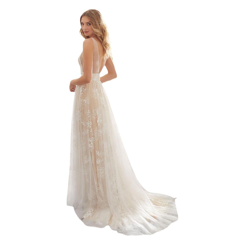 Picture of 2025 European and American Export New Wedding Dress Wish Amazon Sexy V Neck Sleeveless Lace Wedding Dress