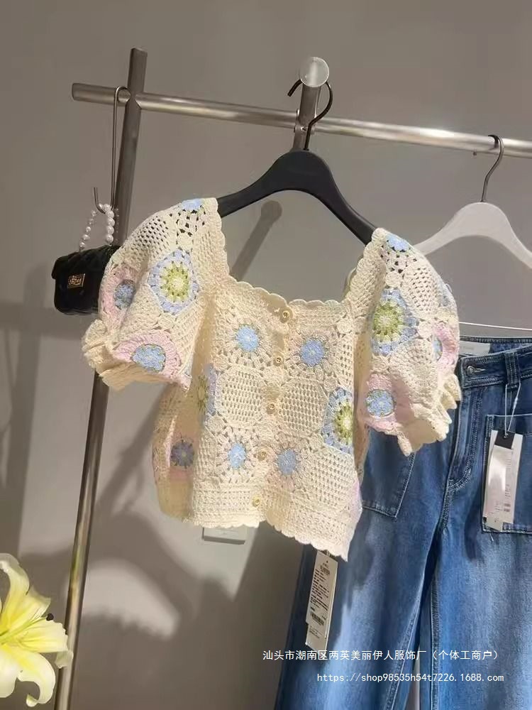 2025 New Arrival Short French Design Beautiful Short Sleeve Top Hollow Flower Knitted Shirt Women's Summer