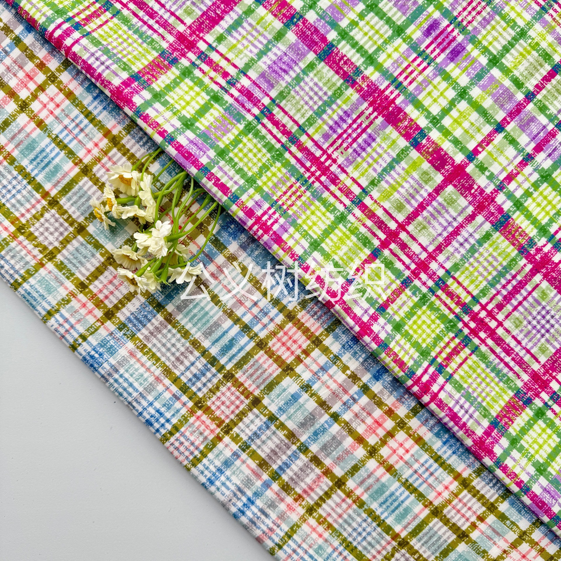 Picture of Three-dimensional line grid 60 pieces of Tencol cotton digital direct spray cloth high-grade printed fabric dress women's clothing children's clothing fabric