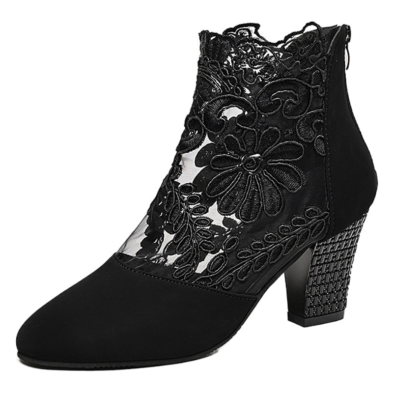 Hollow mesh sandals women's new European and American 43 size lace mesh thick heel sandals women's high heel large size mesh sandals