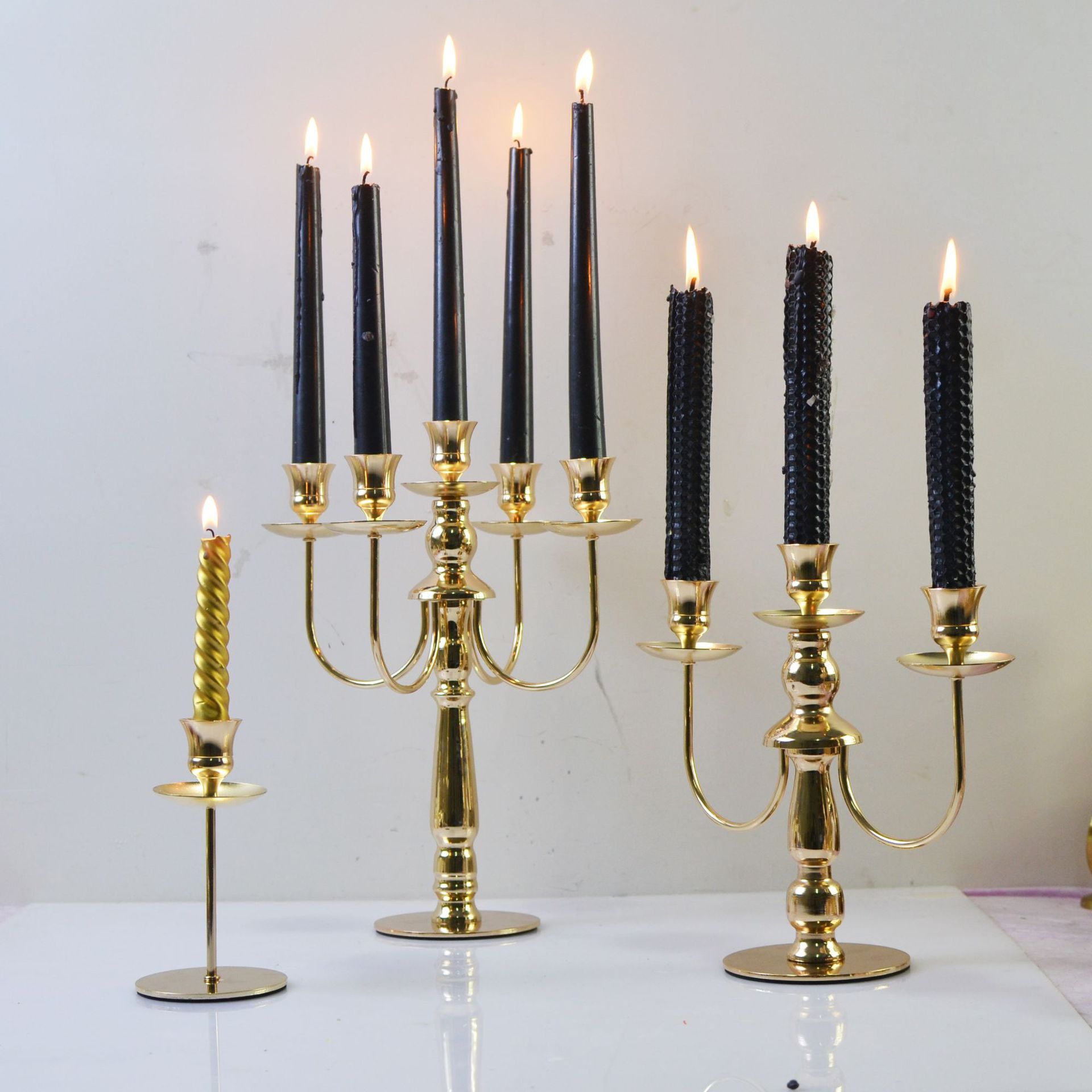European Style Candlestick Ornaments Hotel Wedding Iron Candlestick Three Five Romantic Candlelight Dinner Elegant Black Candle Holder