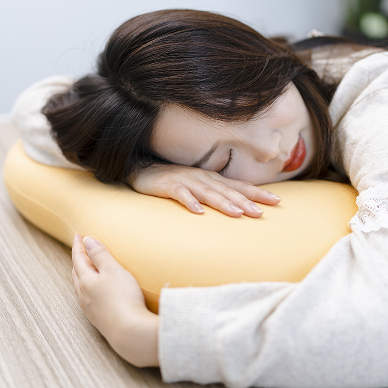 Picture of Wholesale Cat Belly Memory Pillow, Lightweight Slow Rebound Deep Sleep Cervical Pillow, Memory Foam Pillow for Side Sleeping, Export