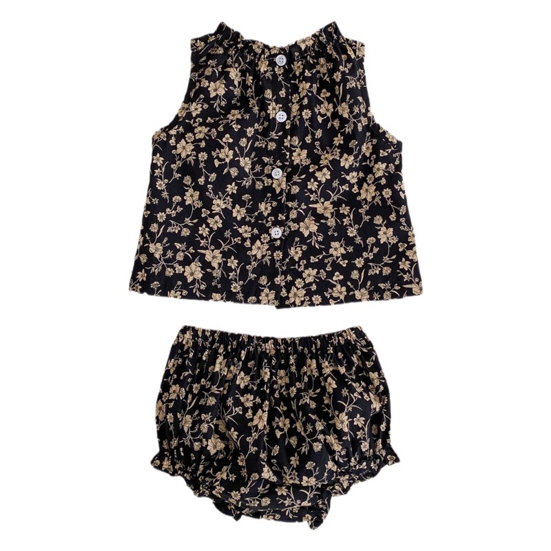 2025 Summer Style Infant Girl Elegant Floral Fungus Collar Sleeveless Top + Shorts 2-Piece Set