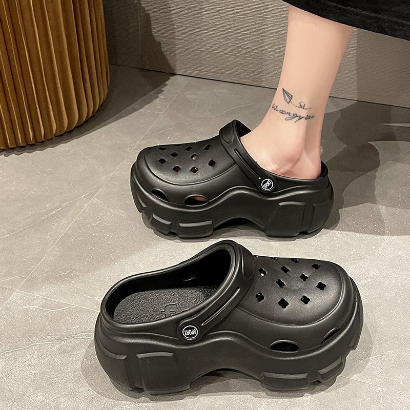 Picture of Baotou EVA hole shoes in 2025 new fashion and versatility student comfortable and casual two-wear non-slip slippers for women's summer
