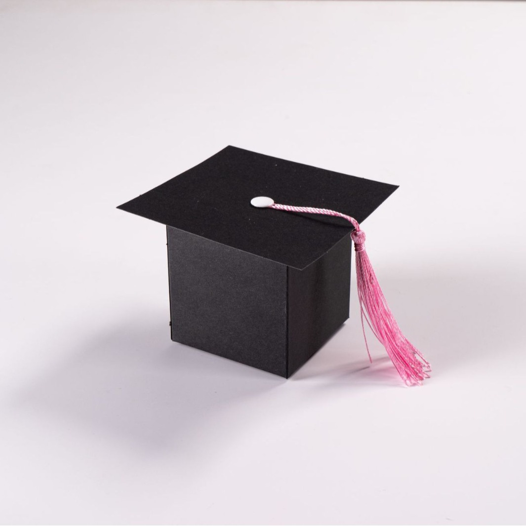 Picture of Personalized candy box European creative doctoral cap graduation gift candy box square bachelor cap party packaging