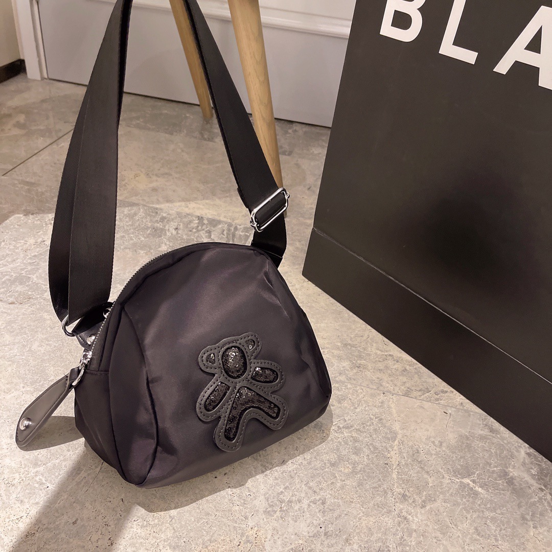 Wholesale Korean New Black Shell Bag Women's Oxford Cloth Lightweight Casual Shoulder Crossbody Bag All-match Soft Trendy