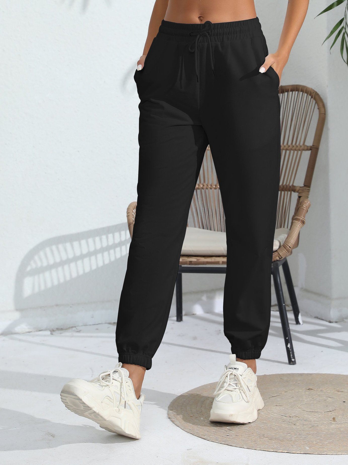 Amazon cross-border 2024 summer European and American ins style foreign trade women's loose solid color sports casual leggings women