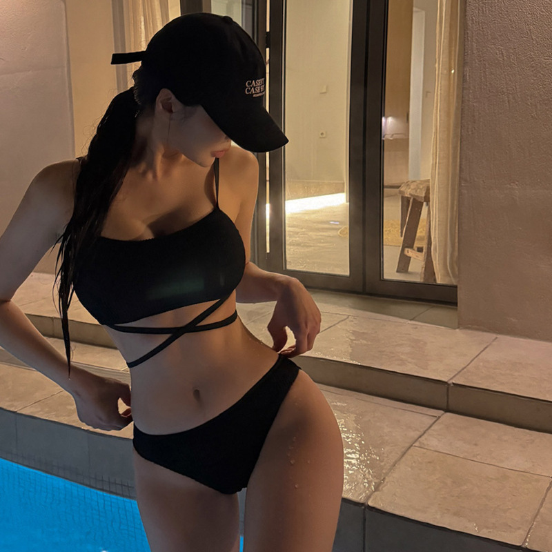Picture of Korean style fashion women's split bikini solid color sexy thin shoulder strap small chest push up hot girl student vacation swimsuit