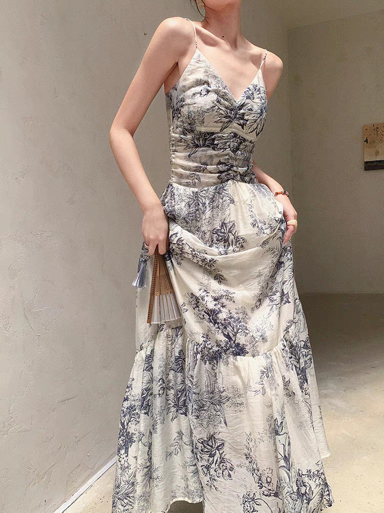 Vintage Ink Painting Backless V-neck Sling dress Women's Summer Vacation Design Tight Waist Slimming Long Skirt