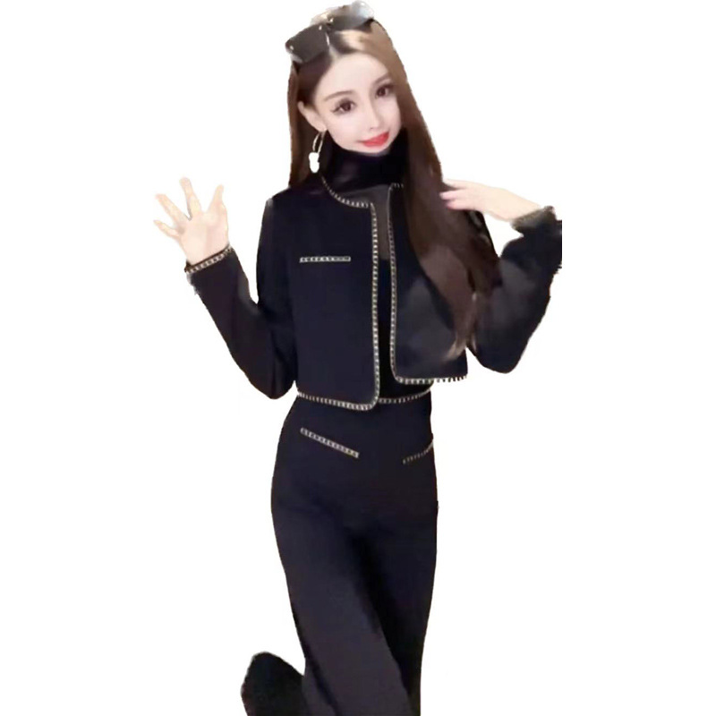 Picture of Elegant Sister Style Suit for Women 2025 Autumn New Fashion Design Short Jacket and Wide-Leg Pants Two-Piece Set