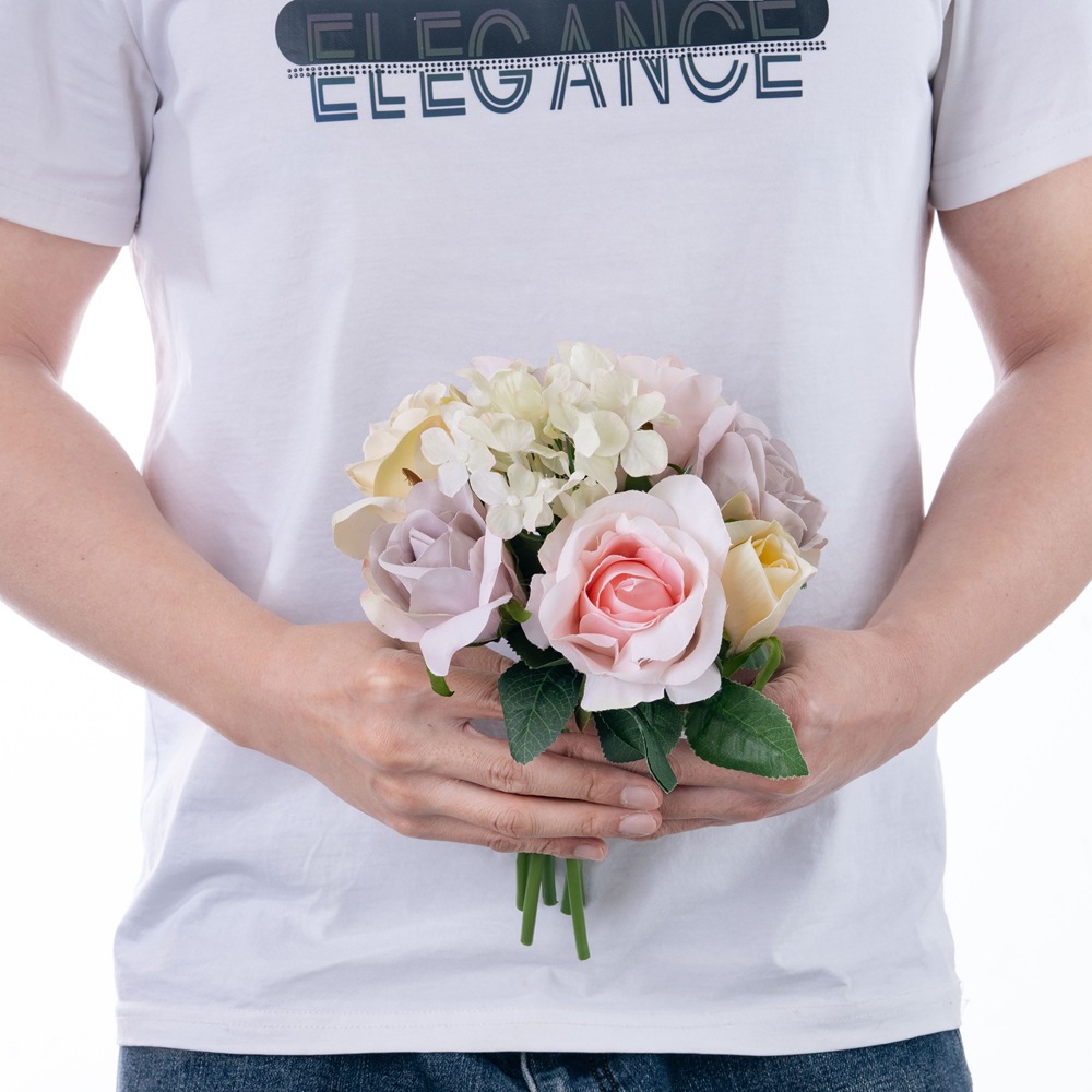 Picture of Factory sales rose color flowers wholesale home decoration wedding supplies holding flowers bouquet GF12510
