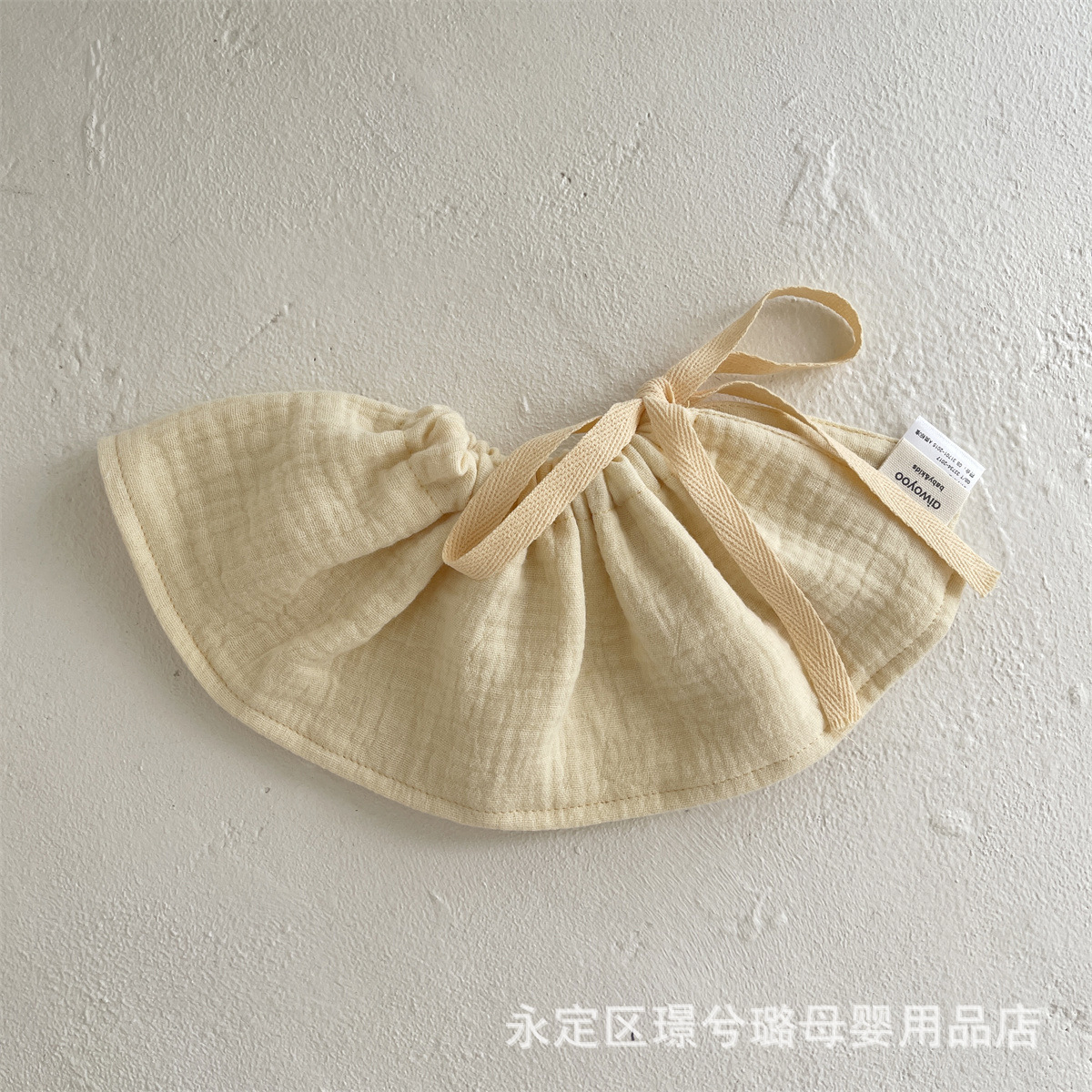 Picture of Baby 4-Layer Cotton Gauze Bib with Tie, 360-Degree Anti-Spit-Up Bib for Infants