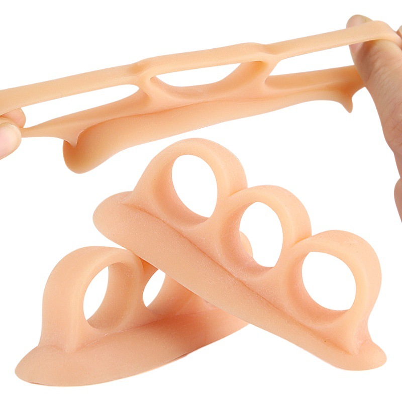 Three-hole wearing toe pad valgus overlapping hammer toe separation bending deformation toe split toe separator