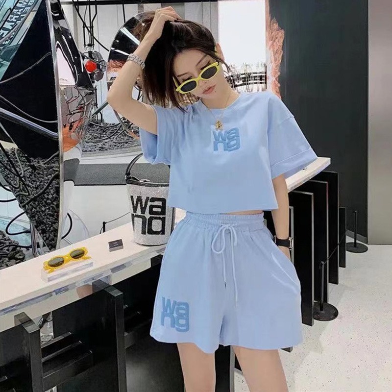 Picture of 2022 Spring and Summer New Korean Style Casual Sports Suit Women's Short Top Loose Slim Student Running Two-Piece Set