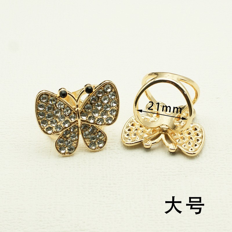 Picture of South Korea multi-functional scarf buckle high-grade Pearl fashion new Camellia windbreaker belt buckle high-end jewelry wholesale