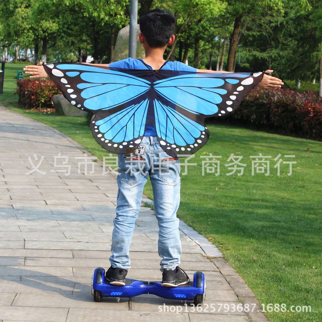 Picture of Halloween Cloak Butterfly Halloween Cloak Butterfly Decoration Butterfly Halloween Small Butterfly Wholesale