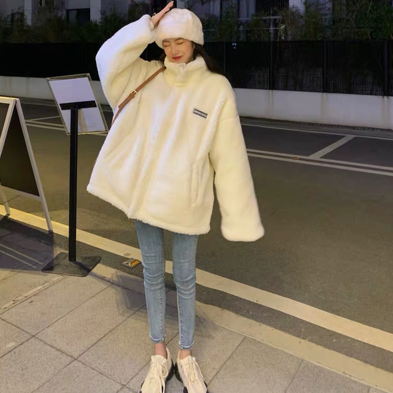 Picture of Vertical Collar Lamb Wool Thickened Letter Cotton-padded Coat Cotton-padded Jacket Women's 2025 Autumn and Winter Loose Korean Style Small Sweatshirt