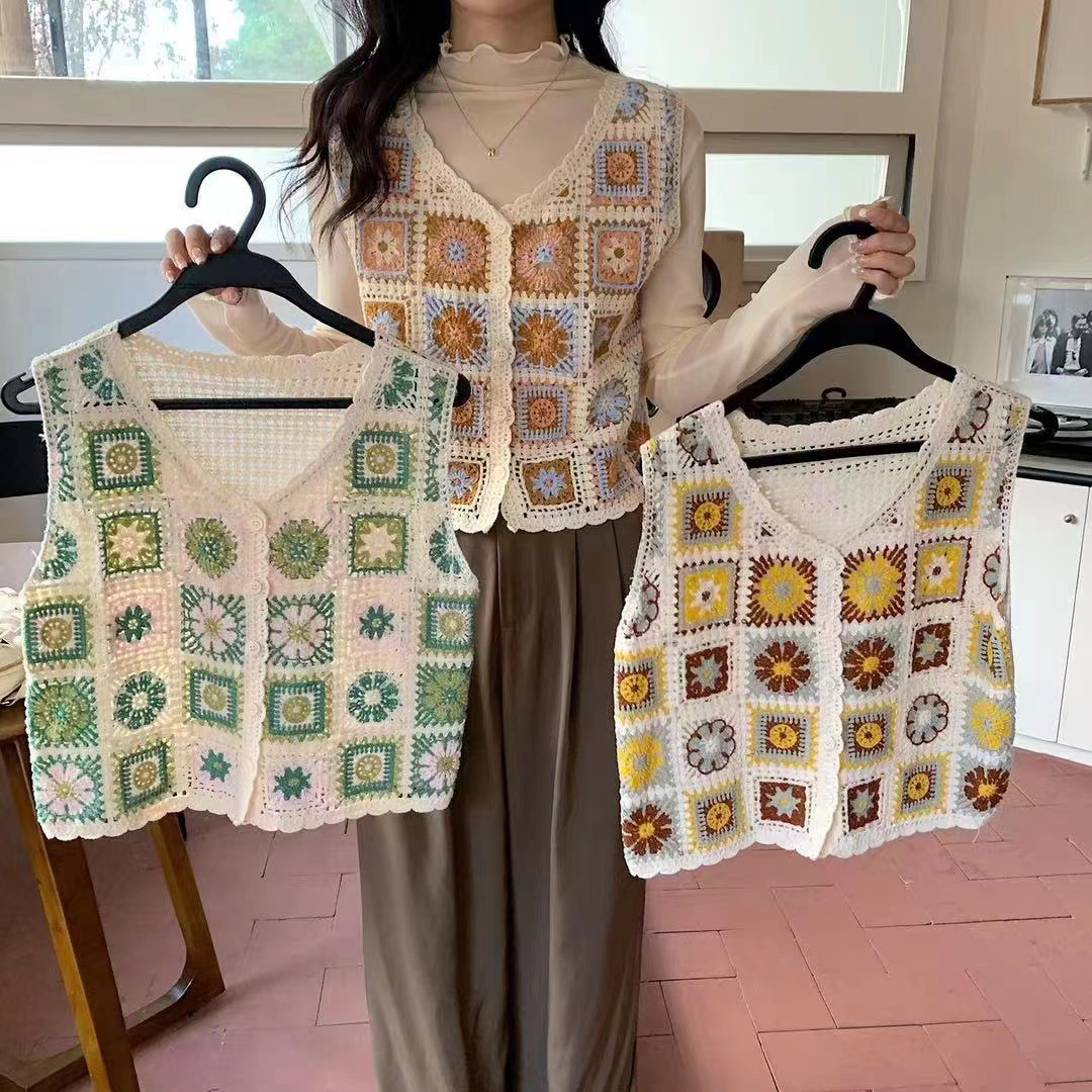 Outdoor fashion all-match hollow color matching vest French retro flower Plaid cardigan loose slimming Young