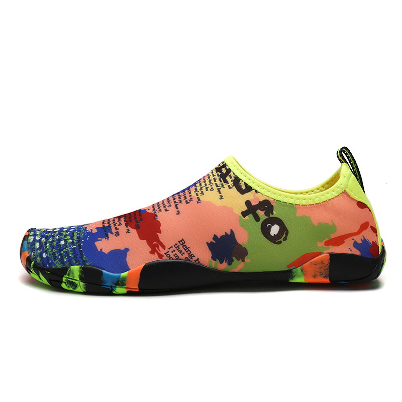 Picture of Water shoes, men and women outdoor diving shoes breathable swimming shoes beach snorkeling shoes