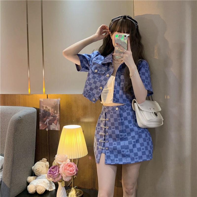 Picture of Tweed Style Suit for Women, Summer Wear, 2025 New Design, Heart-Shaped Plaid Short-Sleeved Jacket, Two-Piece Set